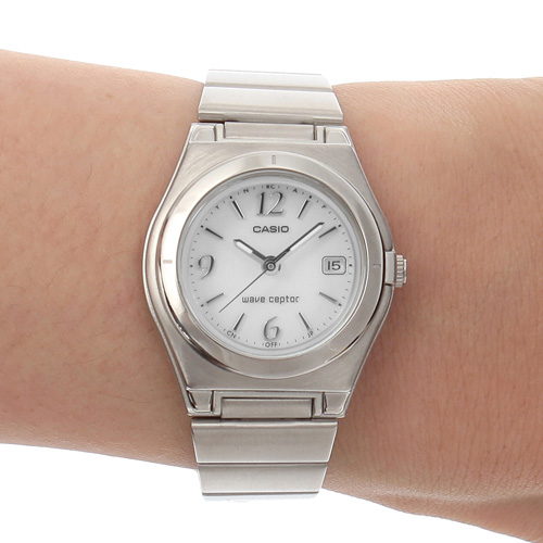 <カシオ>WAVECEPTOR 電波ソーラー LWQ-10DJ