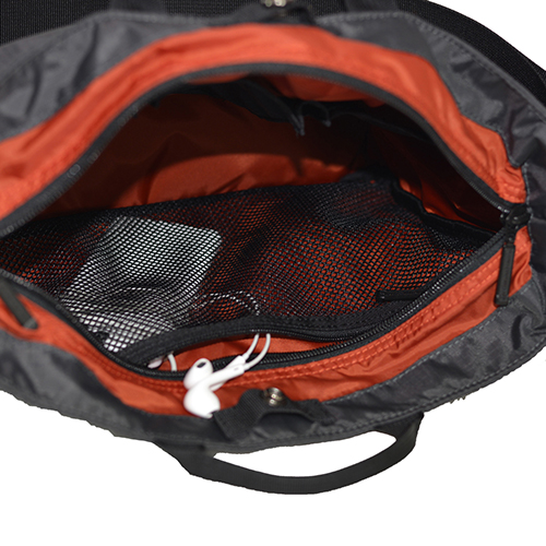 ＜MANHATTAN　PASSAGE＞スタイリッシュＡ４ショルダーバッグ“コミューター”　＃２５０６