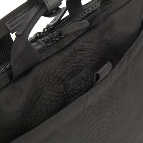 ＜MANHATTAN　PASSAGE＞”スリム ウェルオーガナイズド”ブリーフケース；#7011