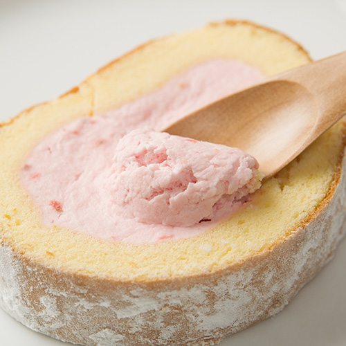 ＜新杵堂＞スーパースターロール詰め合わせ（スーパースターロール＆ストロベリースターロール）