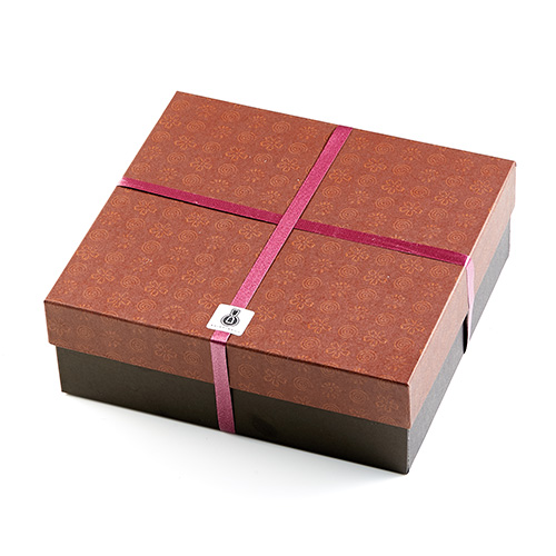 【母の日】ココア苺スターロールと苺ムース大福セット　※送料込【受注締め切り日：2026/5/3】