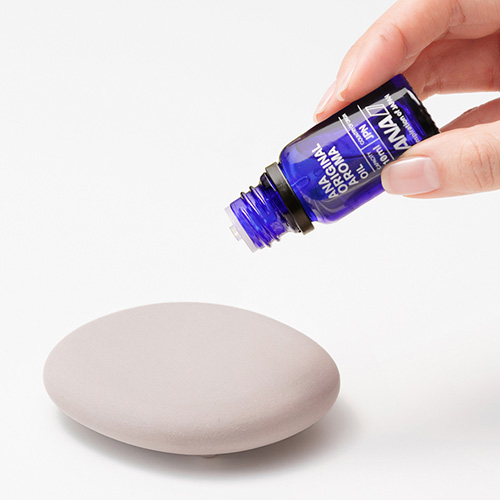 ＜ANAオリジナル＞ANAオリジナル アロマオイル 10mL＆アロマストーンディフューザー TOKONAMEセット