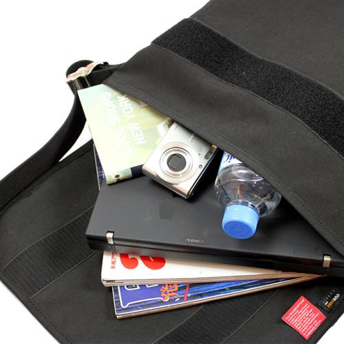 ＜Manhattan Portage＞Vintage Messenger Bag JR