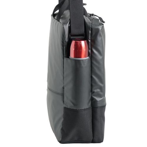 ＜MANHATTAN PASSAGE＞バーチカル A4 ショルダーバッグ プラス2.1＃3360