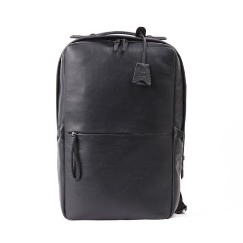 ＜PID＞エクリール 撥水レザースクエアリュック PAZ102