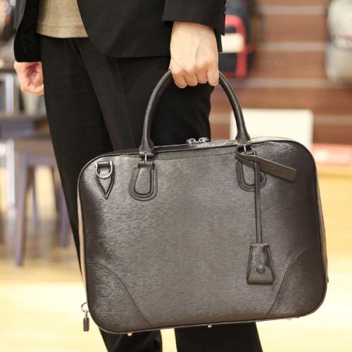 ＜PID＞クロッシュシリーズ ブリーフケース PAY101