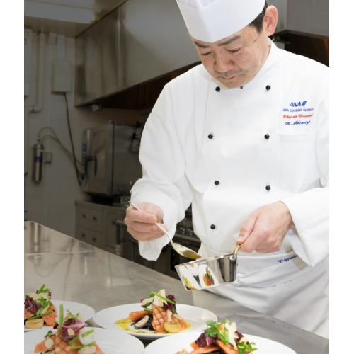 ＜ANA　FINDELISH＞ANA機内食担当のシェフ監修オリジナルカレーセット（ビーフ2個・チキン2個・ポーク2個）