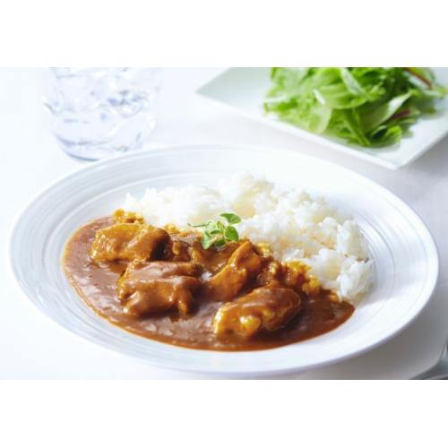 ＜ANA　FINDELISH＞ANA機内食担当のシェフ監修オリジナルカレーセット（ビーフ2個・チキン2個・ポーク2個）