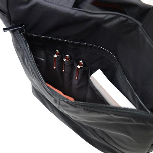 ＜MANHATTAN PASSAGE＞スタイリッシュトート“コミューター2” #2503