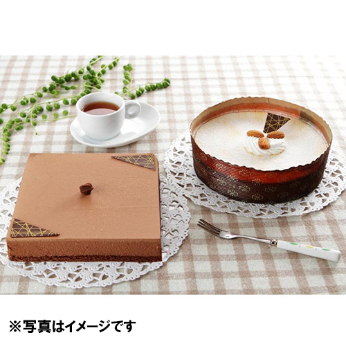 青山「ランス・ヤナギダテ」 レストランのケーキセット