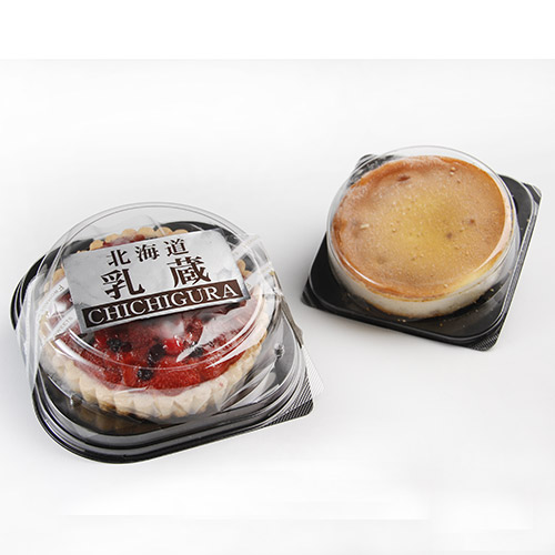 「乳蔵」ベイクドチーズケーキとタルトセット