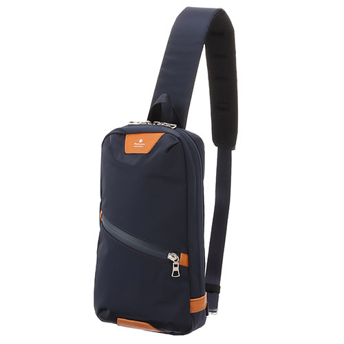 ＜master-piece＞Progress スリングバッグ