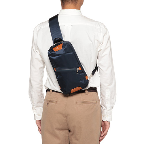 ＜master-piece＞Progress スリングバッグ