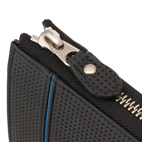 ＜ノイインテレッセ＞レンクラッド ファスナー長財布ハニーセル