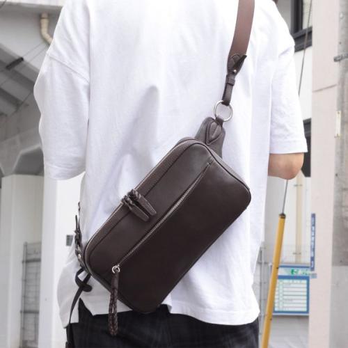 ＜PID＞ecrireシリーズ 撥水レザー ボディバック PAZ104