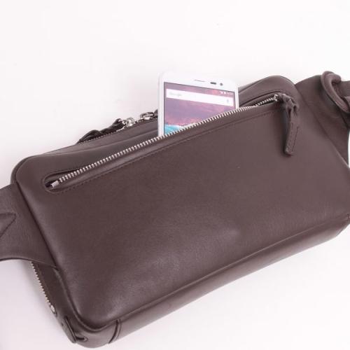 ＜PID＞ecrireシリーズ 撥水レザー ボディバック PAZ104