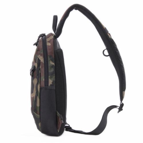 ＜AVIREX＞SOLIDシリーズ ボディバック AX2051