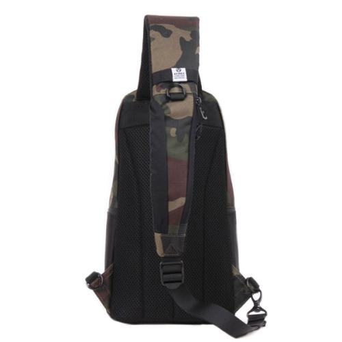 ＜AVIREX＞SOLIDシリーズ ボディバック AX2051