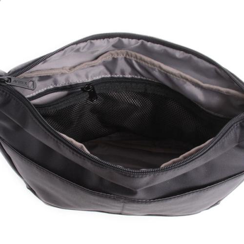 ＜AVIREX＞SOLIDシリーズ ショルダーバック AX2052