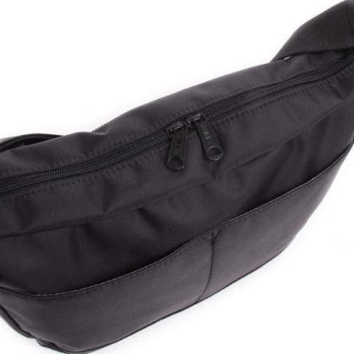 ＜AVIREX＞SOLIDシリーズ ショルダーバック AX2052