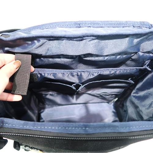 ＜AVIREX＞SUPERHORNETシリーズ スクエアリュック AVX593