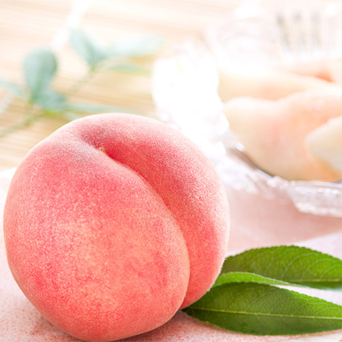 ＜福島県産＞白桃まどか2.5kg（7～10玉）【受注締め切り日：2026/7/25】