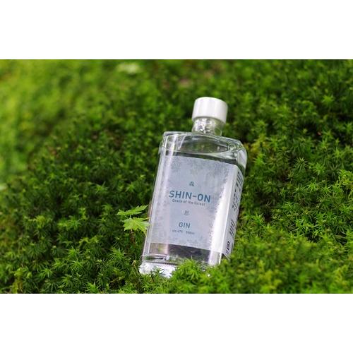 ＜岡田屋本店＞島根ジン 森恩 500ml【島根県】