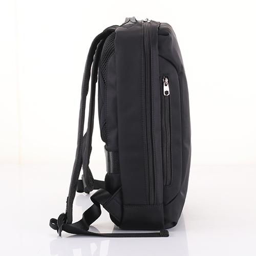 ＜グランプラス＞薄マチ ビジネスリュック A4対応