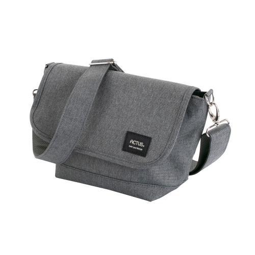 ＜ACTUS＞カジュアル フラップショルダー Sサイズ