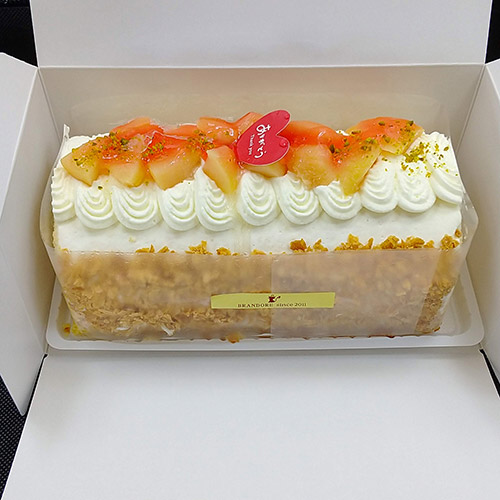 【母の日】桃ロールケーキ【受注締め切り日：2026/4/30】