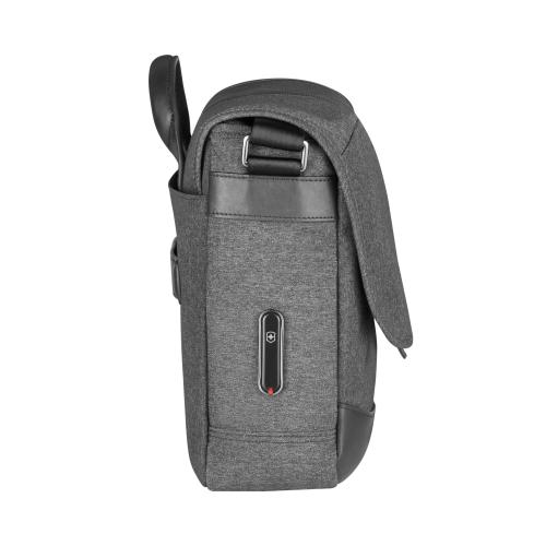 ＜ビクトリノックス＞アーキテクチャーアーバン2.0 メッセンジャー