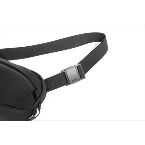 ＜Aer＞DAY SLING 3 ショルダーバッグ