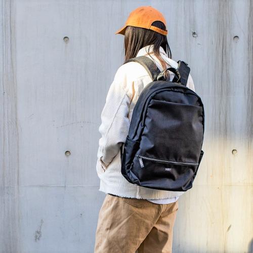 ＜HeM＞ダニー 丸型バックパック
