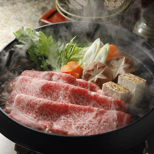 ＜グルメスタジアム＞鹿児島県黒毛和牛肩ロース肉