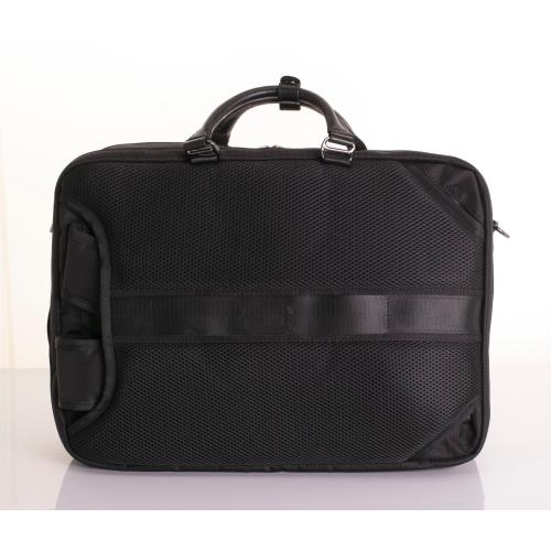 ＜HIDEO WAKAMATSU＞ルーバー 超強力ナイロン 横型ビジネスバッグ