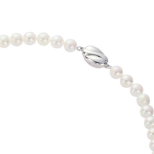 ＜ミワ＞アコヤパールネックレス&ピアスセット