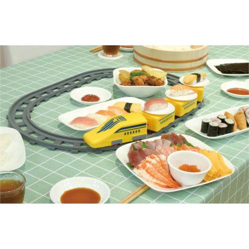 ＜ベストコ＞我が家の回転寿司トレイン