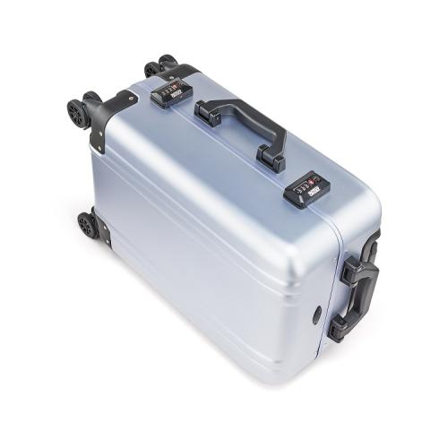 ＜ZERO HALLIBURTON＞クラシックアルミ2.0　31L／ポリッシュブルー【圧縮袋ペタコ付き】