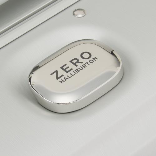 ＜ZERO HALLIBURTON＞PURSUIT ALUMINUM 94221 ハードトロリー【圧縮袋ペタコ付き】