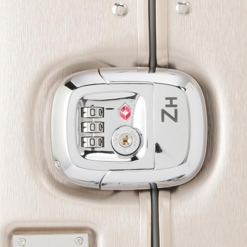 ＜ZERO HALLIBURTON＞PURSUIT ALUMINUM 94228 ハードトロリー【圧縮袋ペタコ付き】