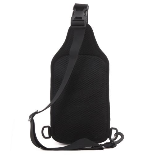 ＜AVIREX＞RTB ボディバック AX3018