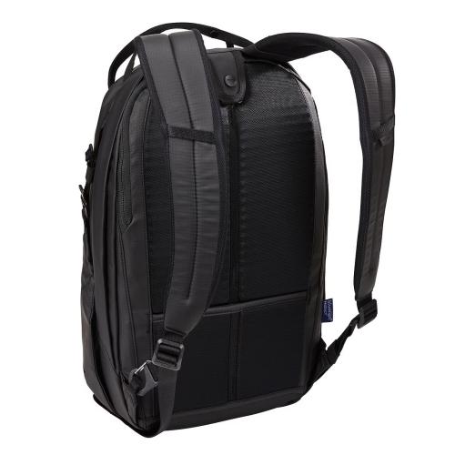 ＜THULE＞タクト バックパック 16L ブラック