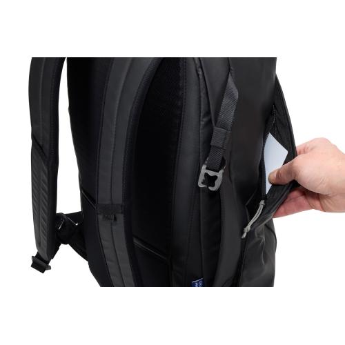 ＜THULE＞タクト バックパック 16L ブラック