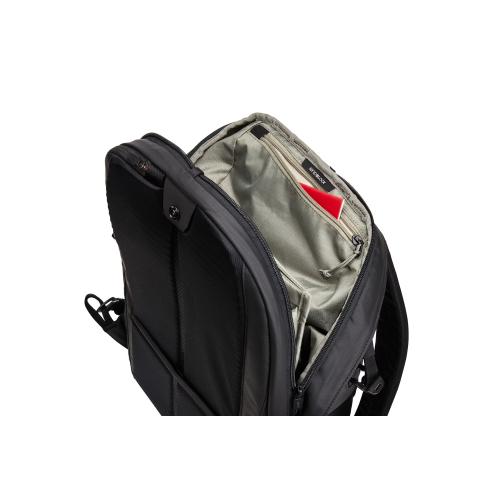 ＜THULE＞タクト バックパック 21L ブラック