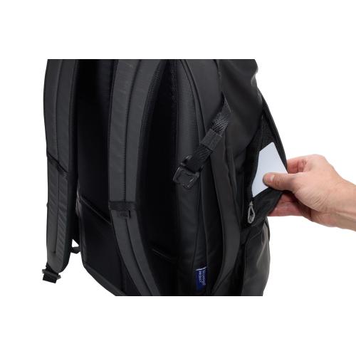 ＜THULE＞タクト バックパック 21L ブラック