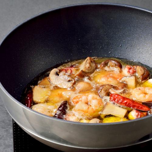 【日用雑貨】まるっとパンIH対応（蓋付）24cm