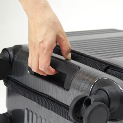 ＜BERMAS＞INTER CITY フロントオープン スクエア 4輪 33L No.60523