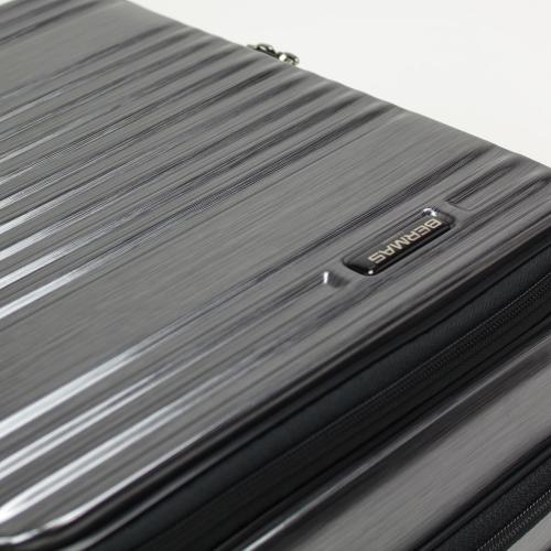 ＜BERMAS＞INTER CITY フロントオープン スクエア 4輪 33L No.60523