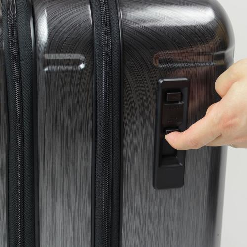 ＜BERMAS＞INTER CITY フロントオープン スクエア 4輪 33L No.60523