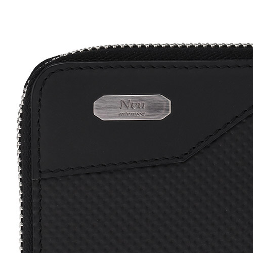 ＜ノイインテレッセ＞イクス　ファスナー長財布ハニーセル